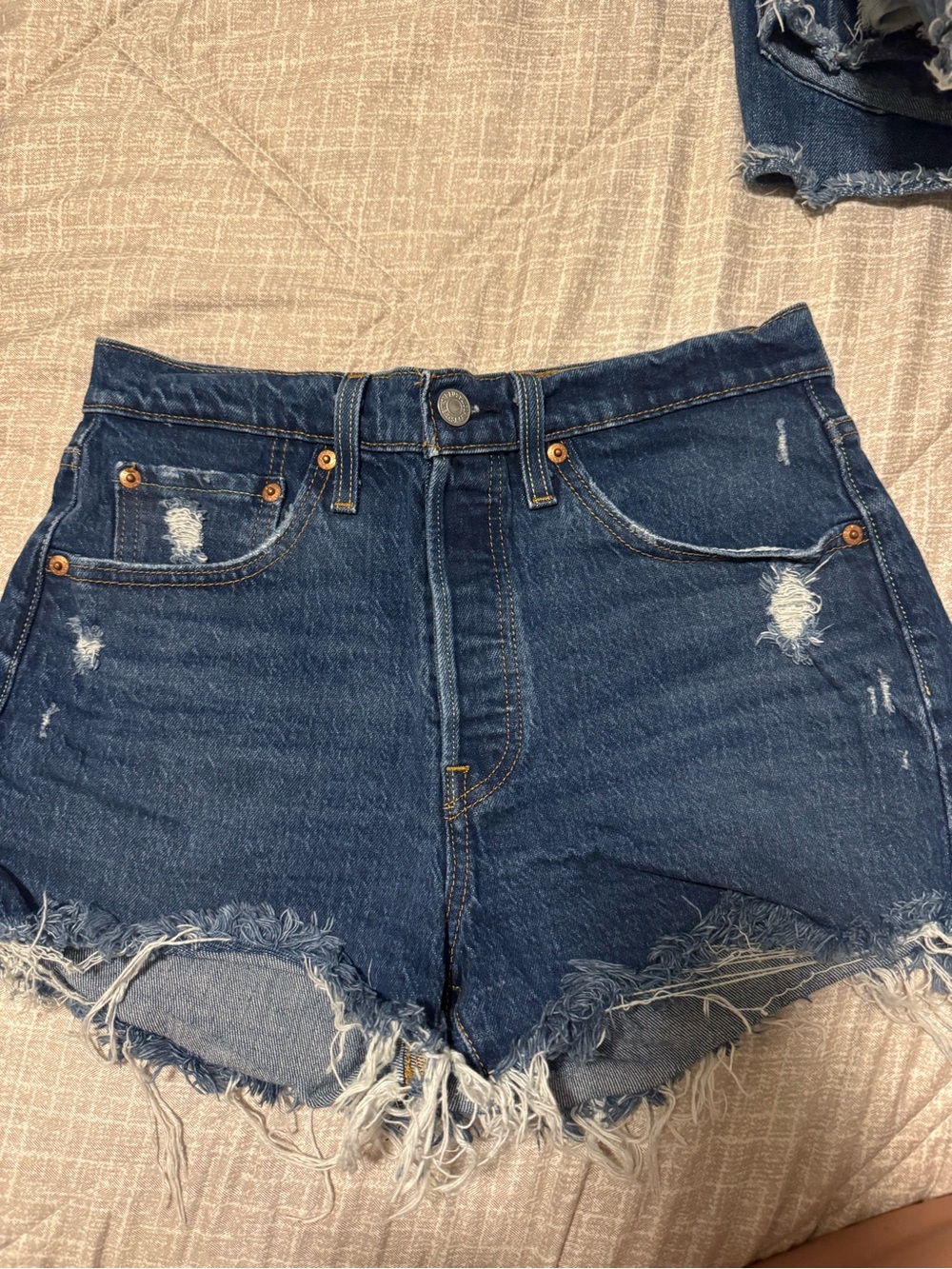 Levi's 501 Original Denim Shorts Dark Wash W27